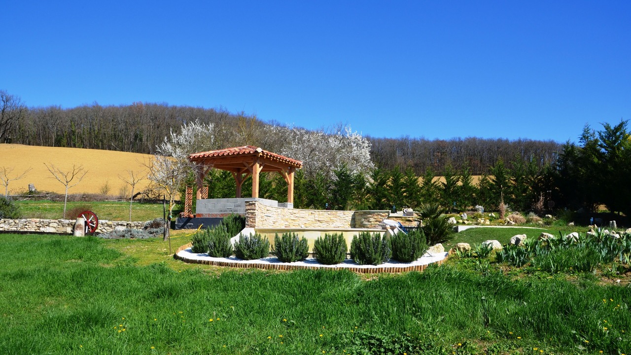 Photo of Outdoor in Biran