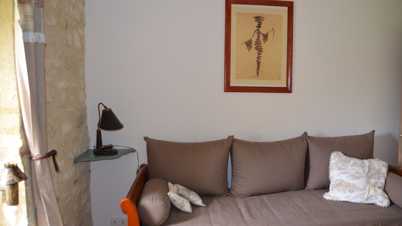 Photo of Livingroom in Biran
