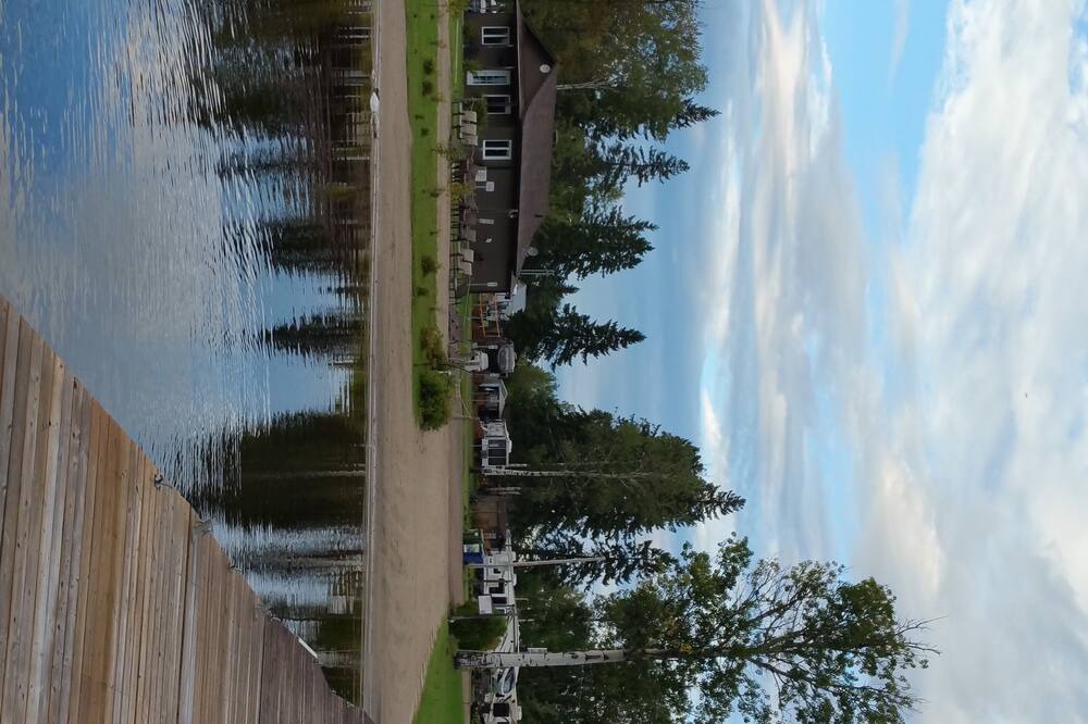 Photo of Outdoor in Larouche