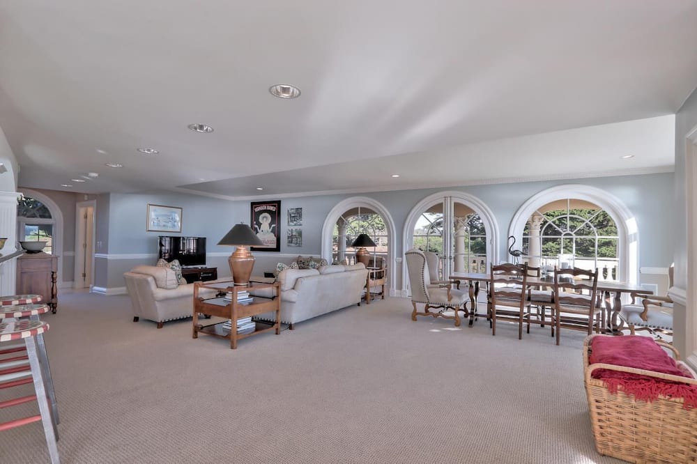 Photo of Bedroom in La Selva Beach