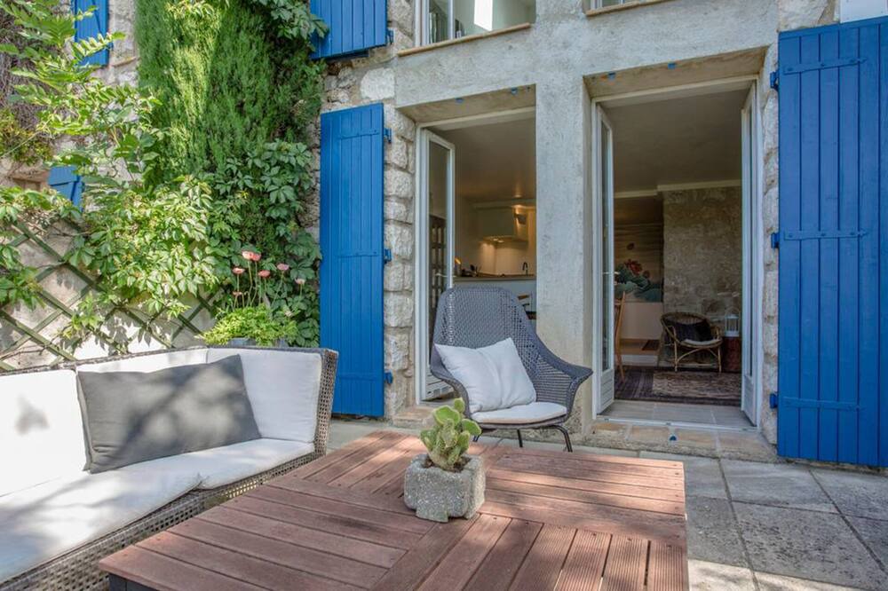 Photo of Patio Balcony in Coursegoules
