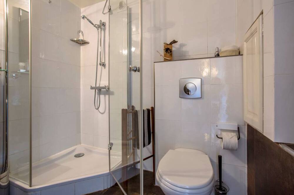 Photo of Bathroom in Coursegoules