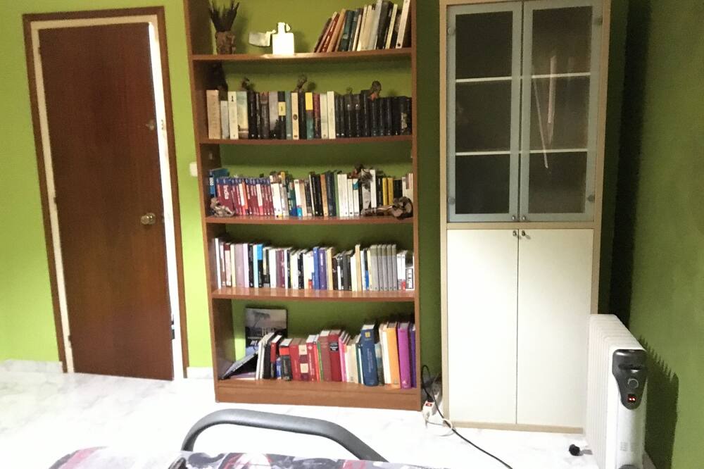Photo of Bedroom in Vilanova I la Geltru