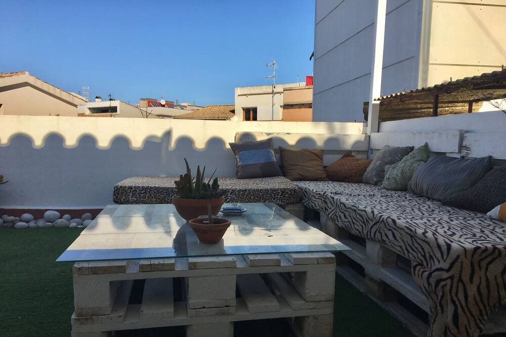 Photo of Patio Balcony in Vilanova I la Geltru