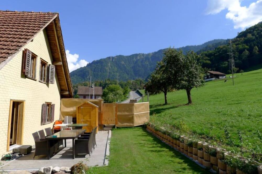 Photo of Outdoor in Quarten
