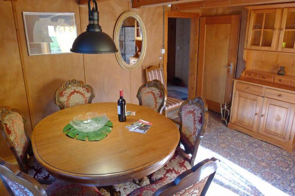 Photo of Kitchen in Quarten