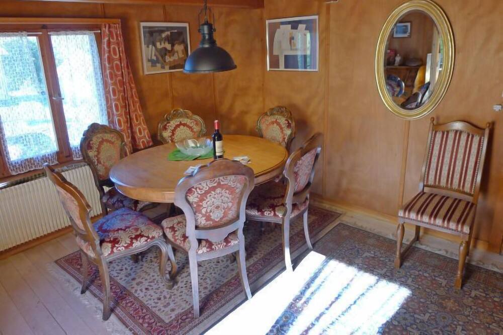 Photo of Kitchen in Quarten
