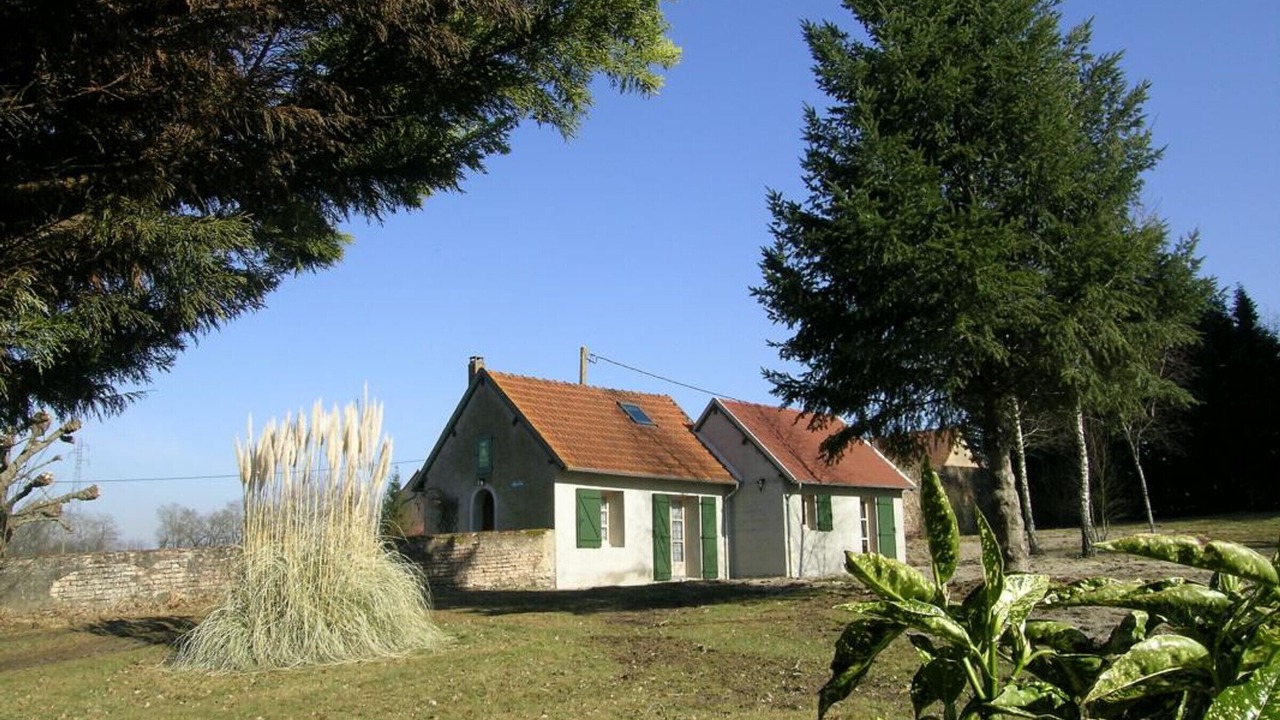 Photo of Buildings in Dompierre-sur-Besbre