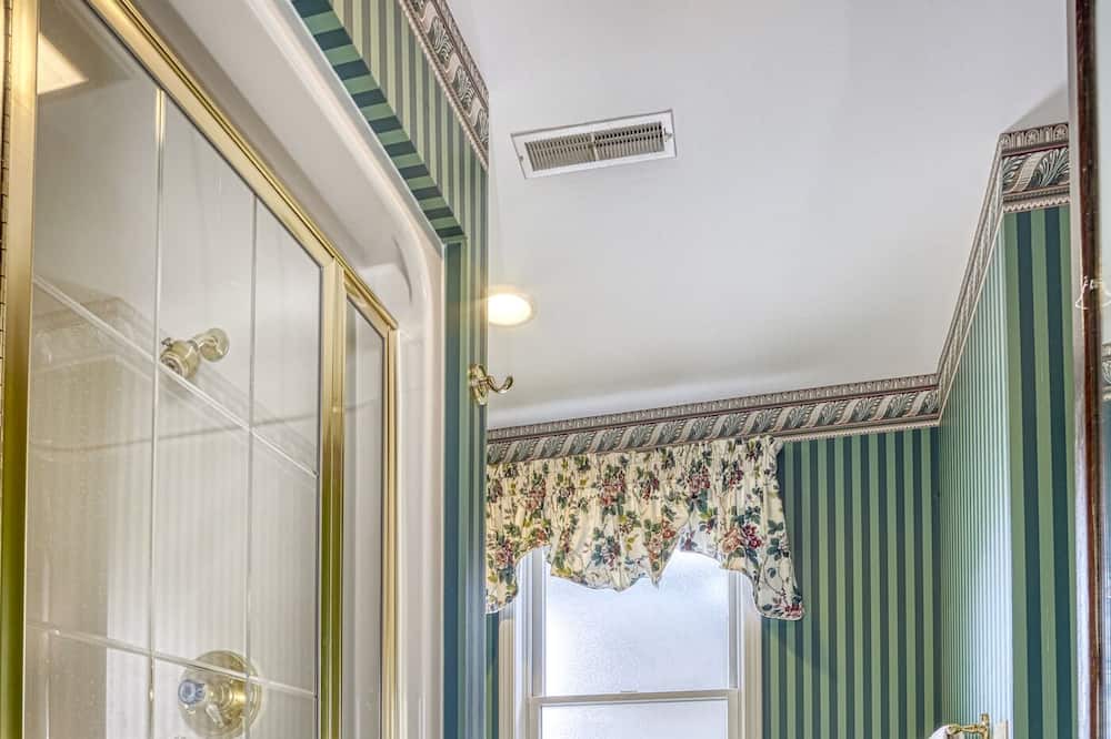 Photo of Bathroom in Valparaiso
