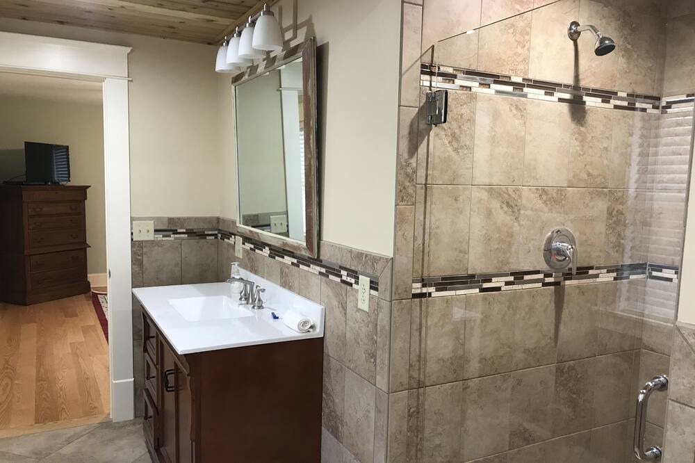 Photo of Bathroom in Elmira