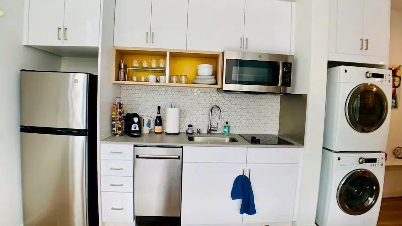 Photo of Others in Roosevelt