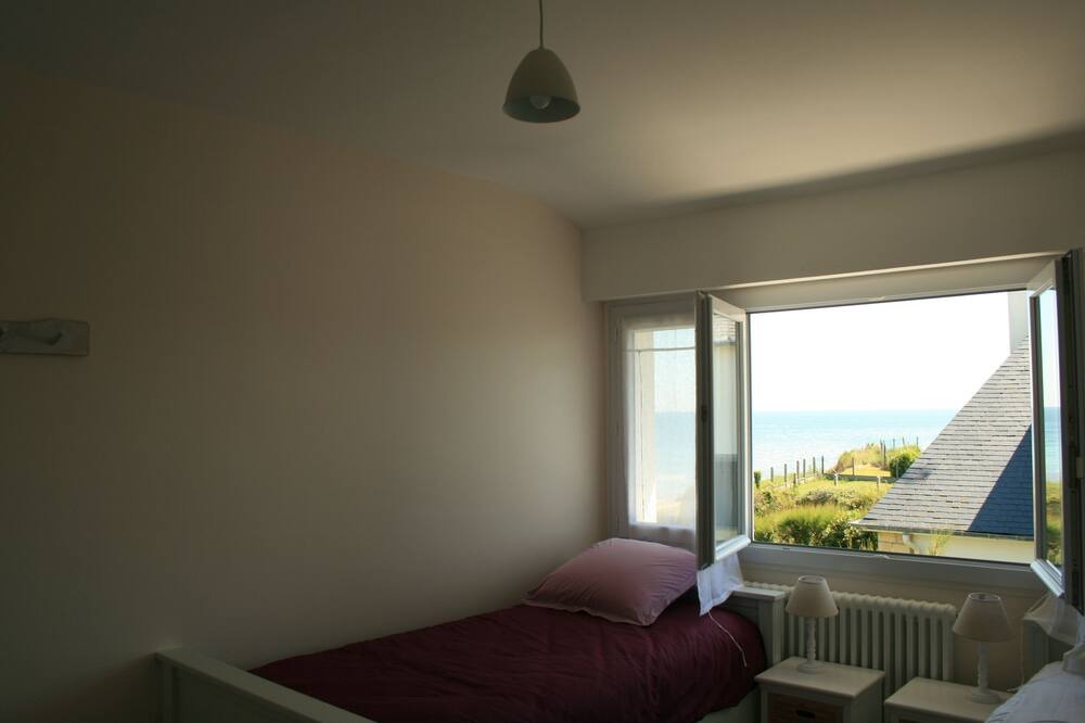 Photo of Bedroom in Coeur de Nacre
