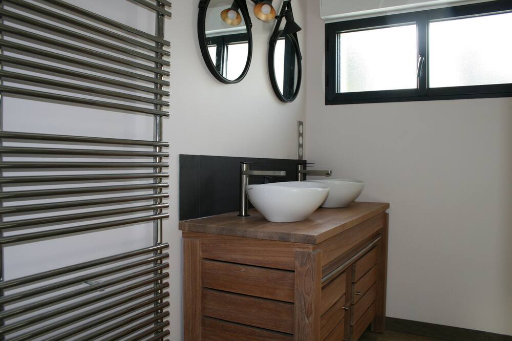 Photo of Bathroom in Coeur de Nacre