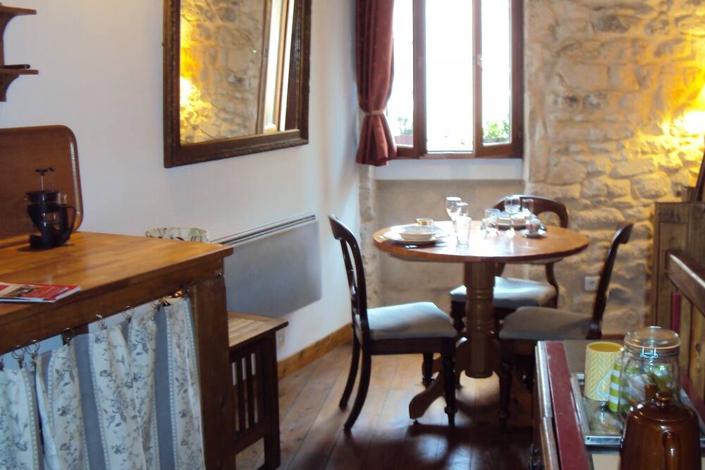 Photo of Kitchen in Tourbes