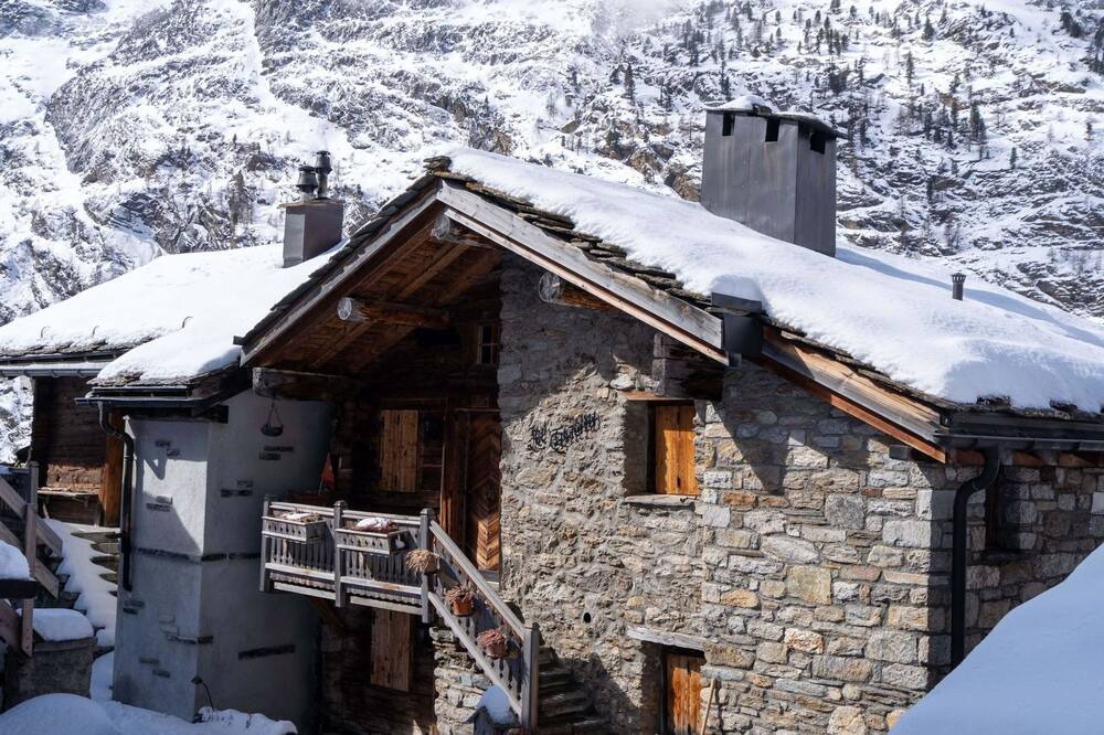 Photo of Others in Saas Almagell