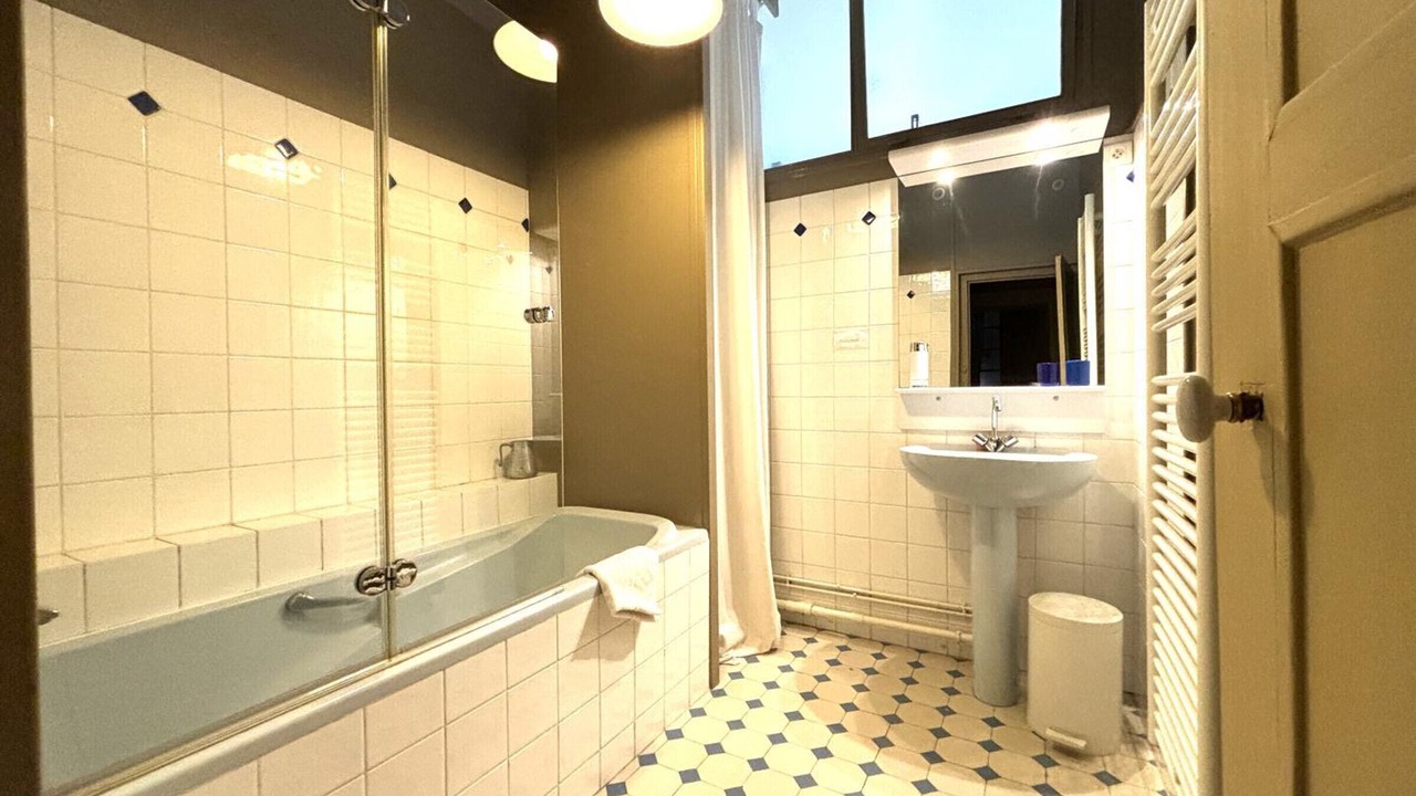 Photo of Bathroom in Cerilly