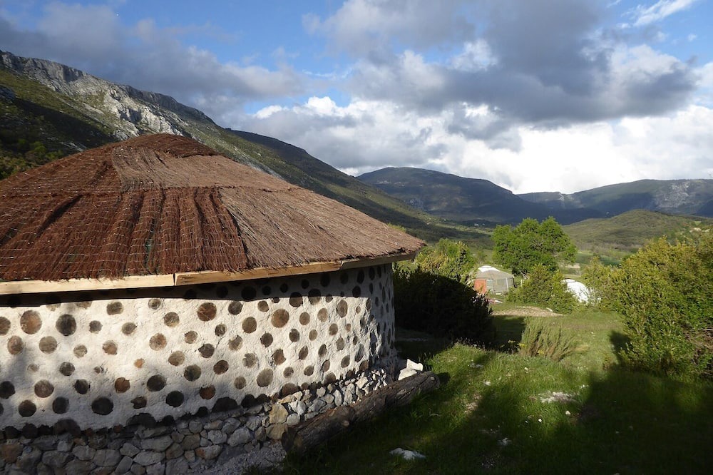 Photo of Outdoor in Bargeme