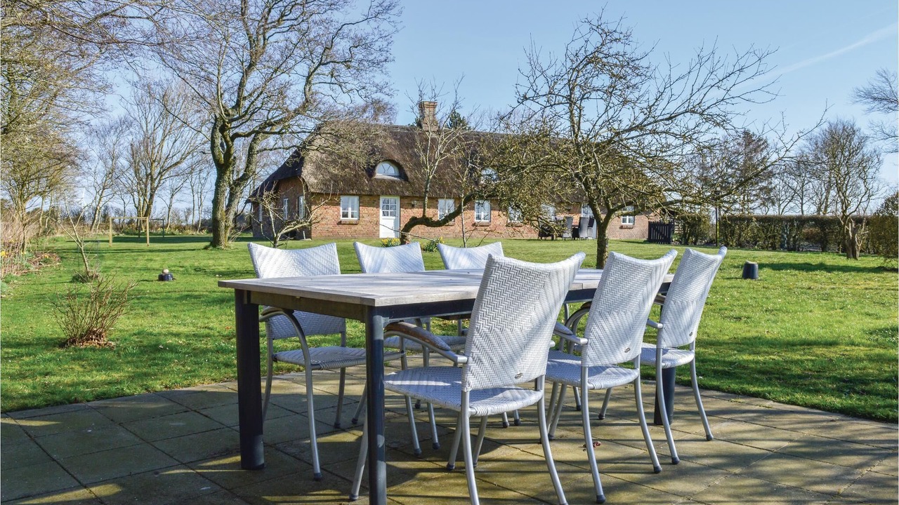 Photo of Outdoor in Tim