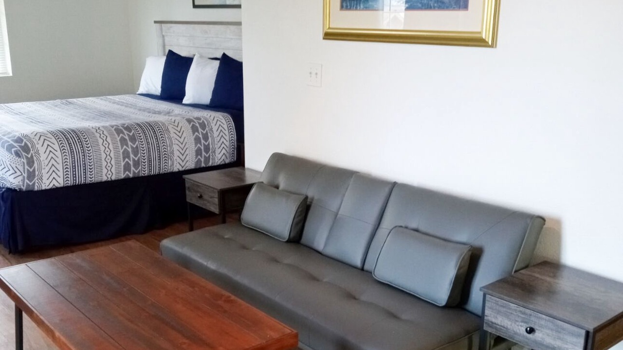 Photo of Bedroom in Vernonia