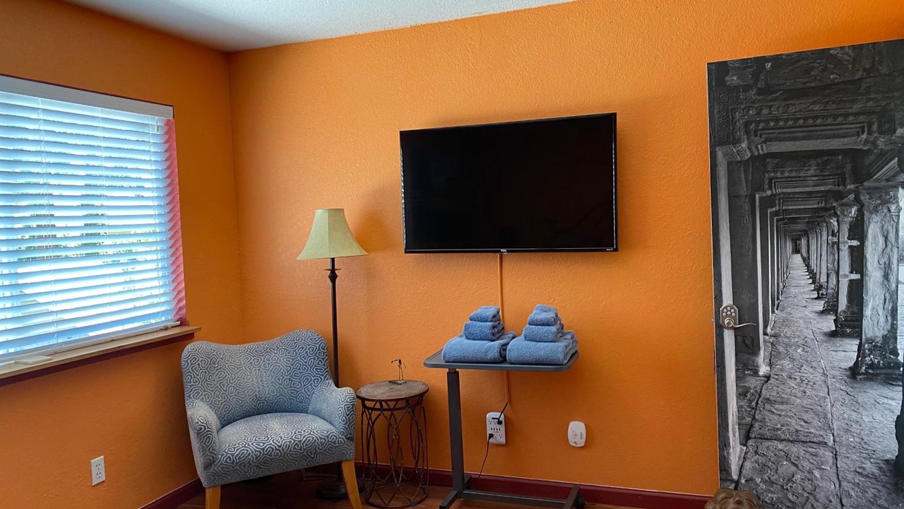 Photo of Bedroom in West Junior College