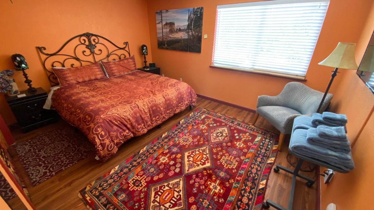 Photo of Bedroom in West Junior College