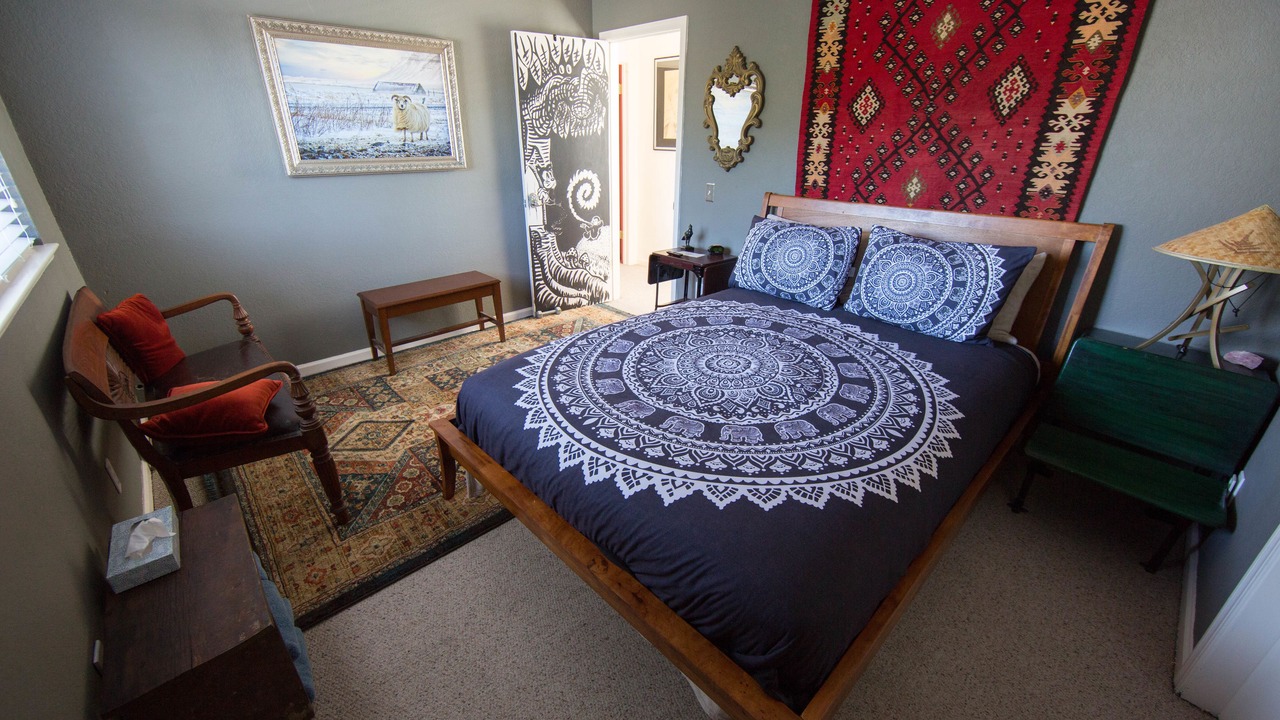 Photo of Bedroom in West Junior College