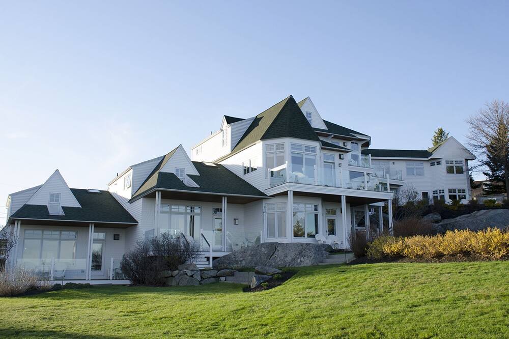 Photo of Outdoor in York Beach