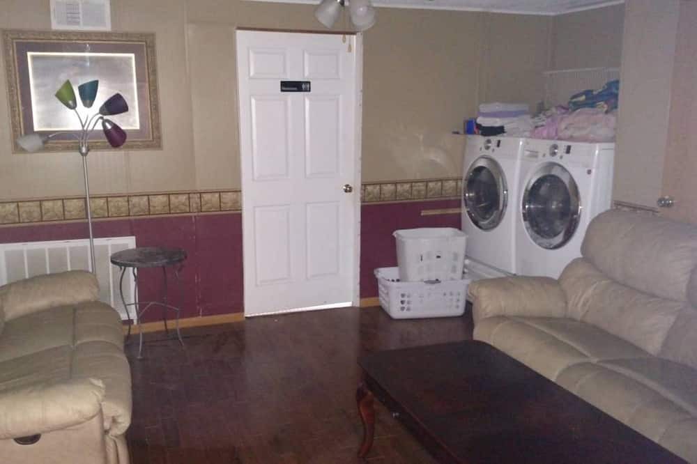 Photo of Livingroom in Hernando
