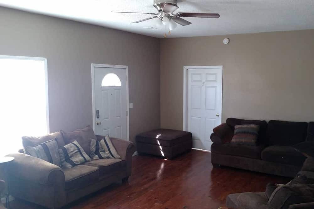 Photo of Livingroom in Hernando