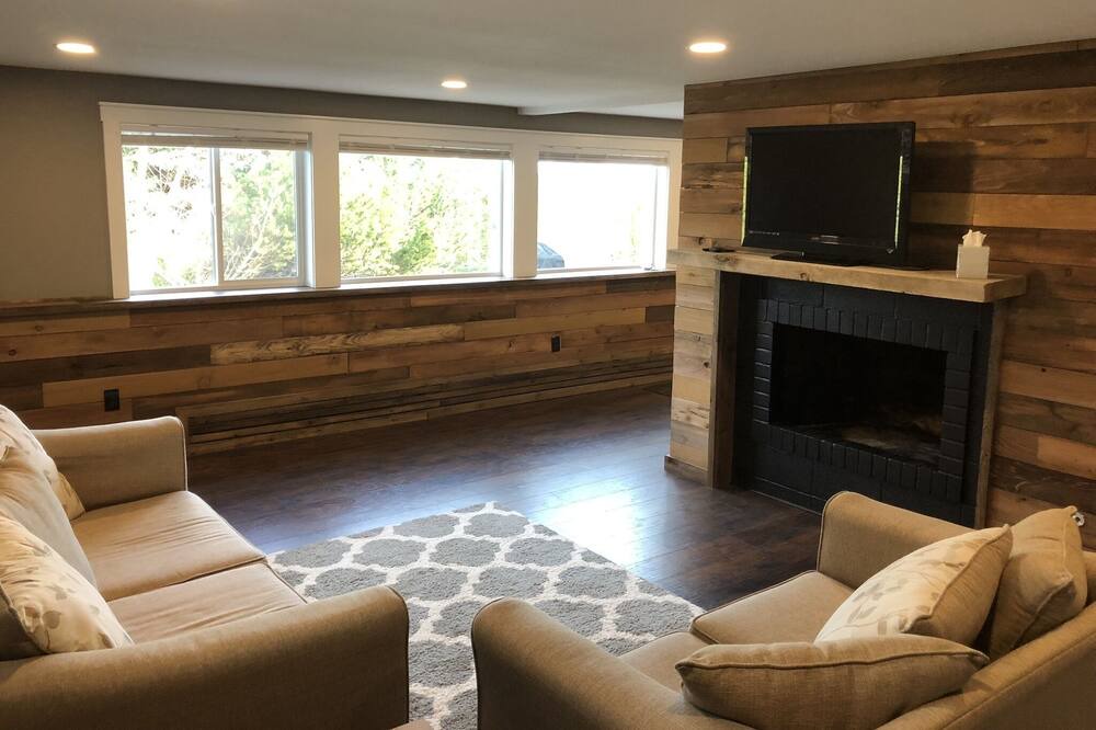 Photo of Livingroom in Pullman