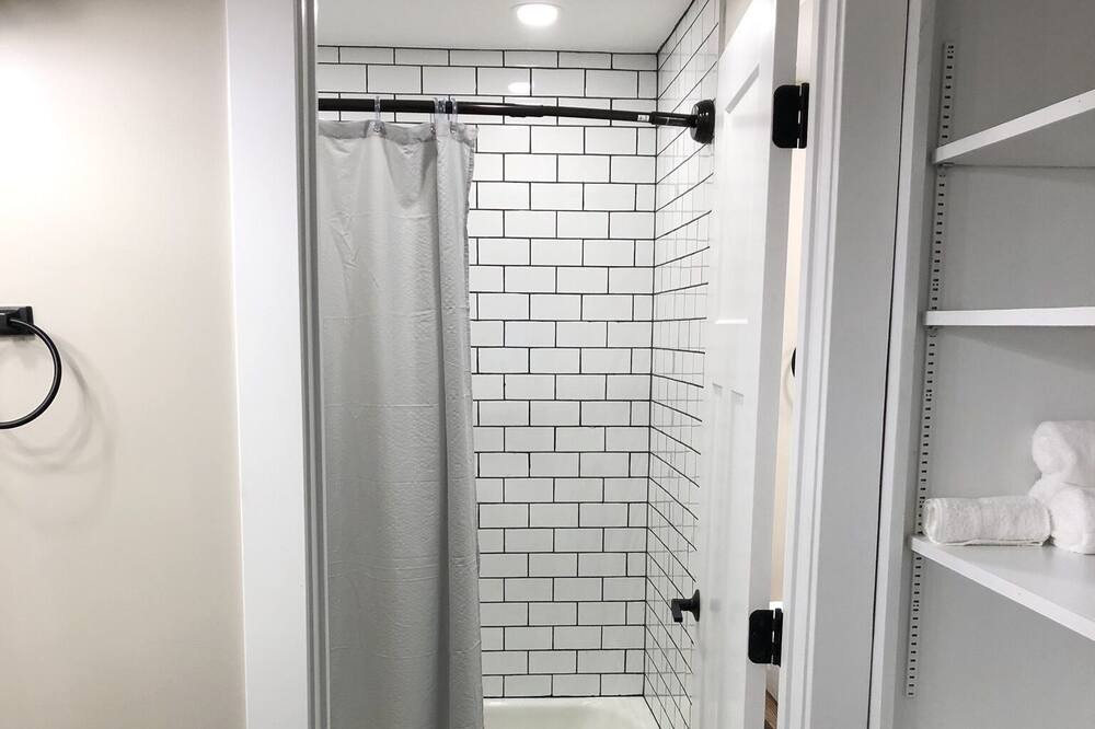 Photo of Bathroom in Pullman