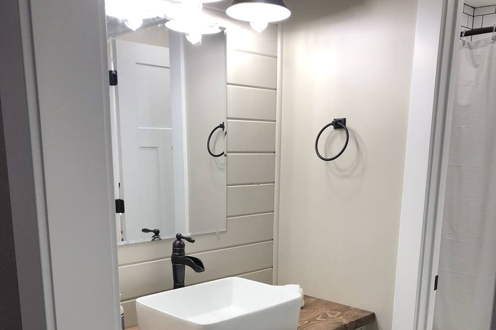 Photo of Bathroom in Pullman