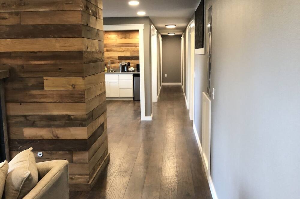 Photo of Others in Pullman