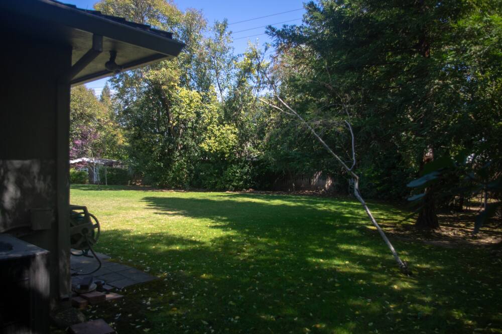Photo of Others in Arden-Arcade