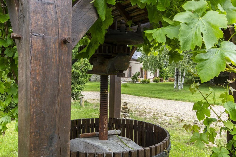 Photo of Outdoor in Authon