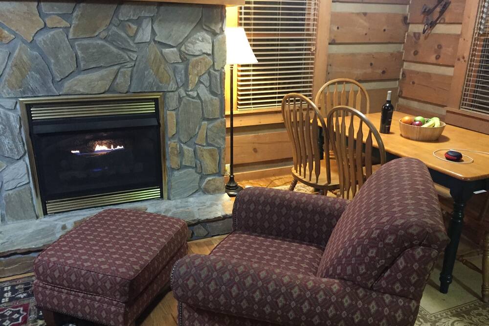 Photo of Livingroom in Blowing Rock