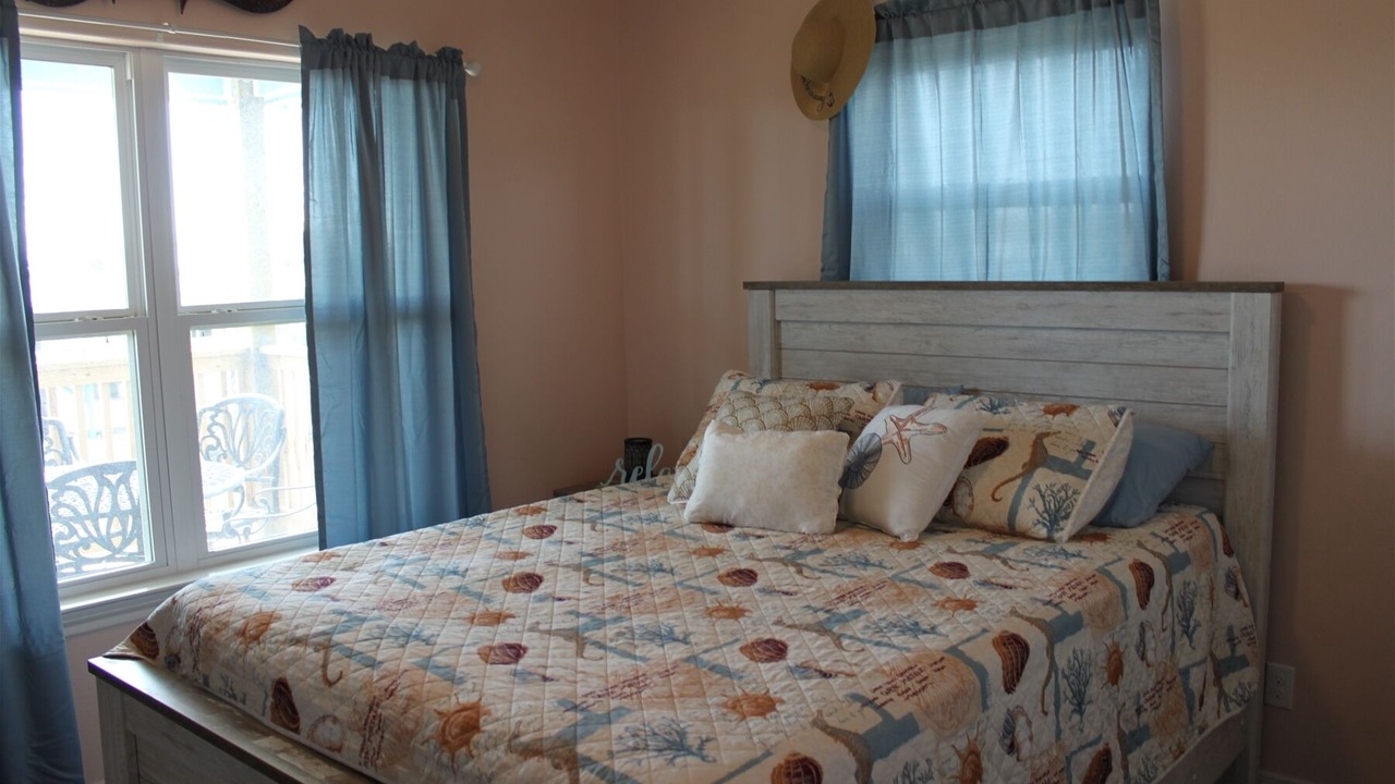 Photo of Bedroom in Rockport