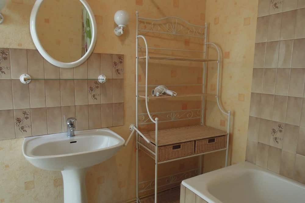 Photo of Bathroom in Danze