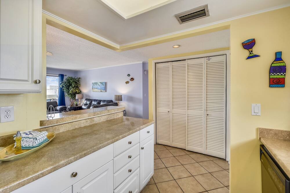 Photo of Others in Holiday Isle