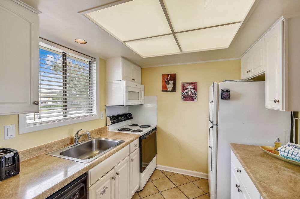 Photo of Others in Holiday Isle