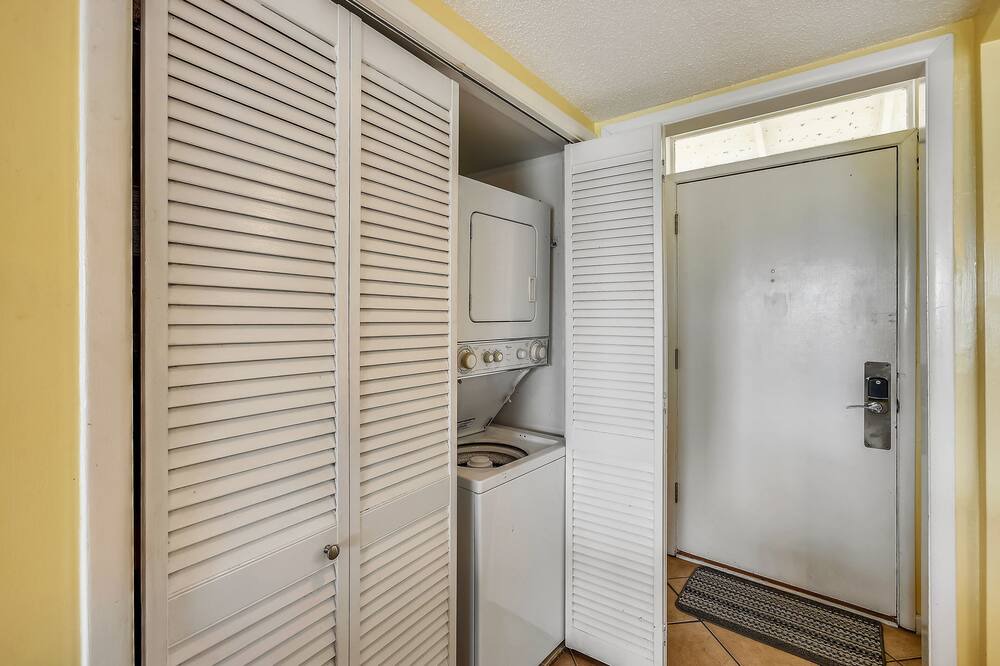 Photo of Others in Holiday Isle