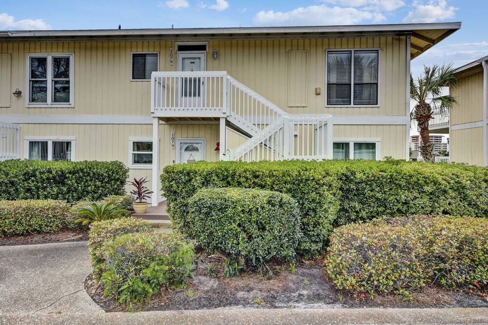 Photo of Others in Holiday Isle