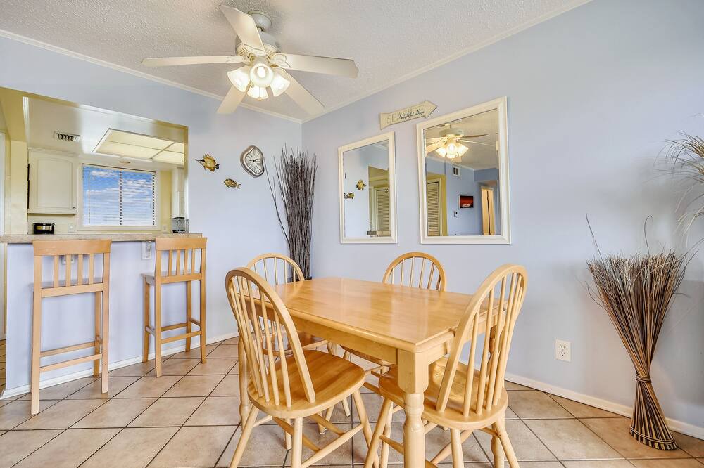 Photo of Others in Holiday Isle