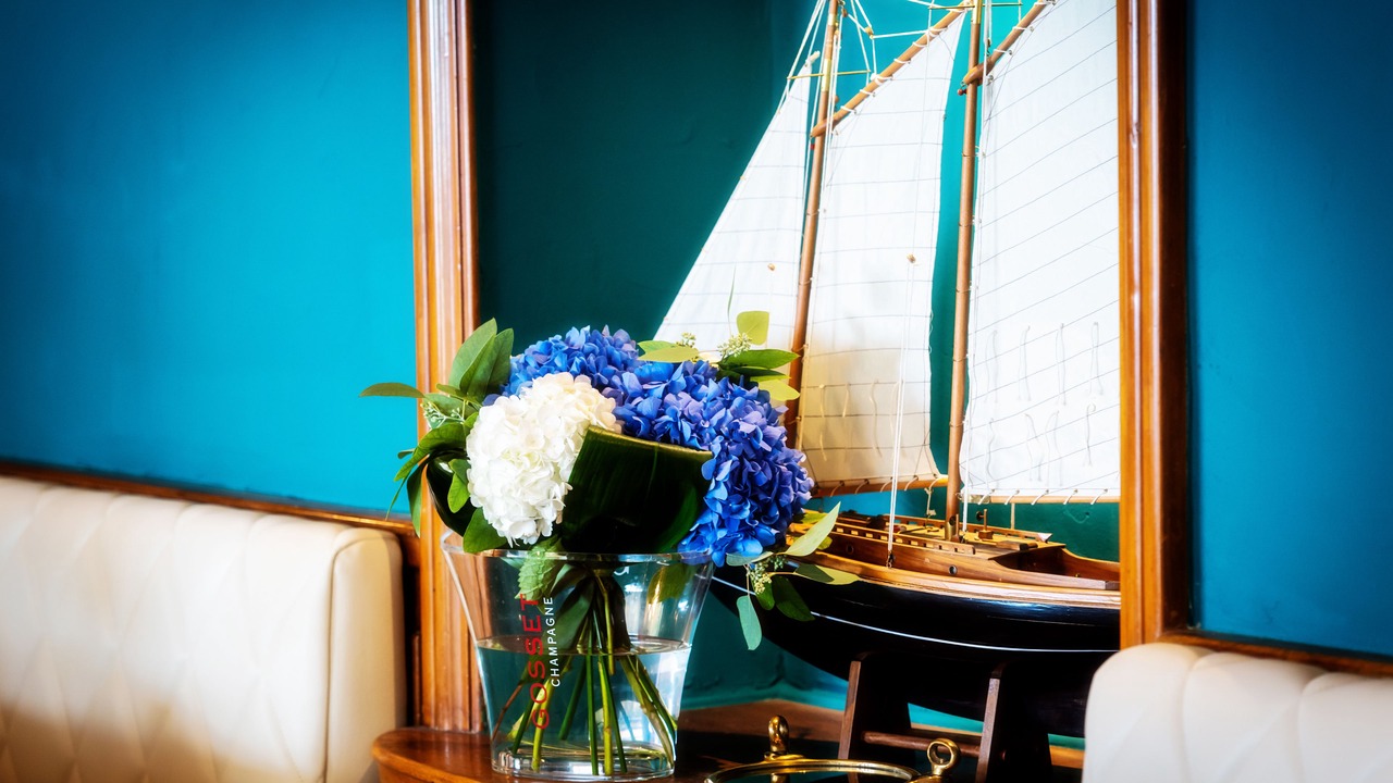 Photo of Others in Cully