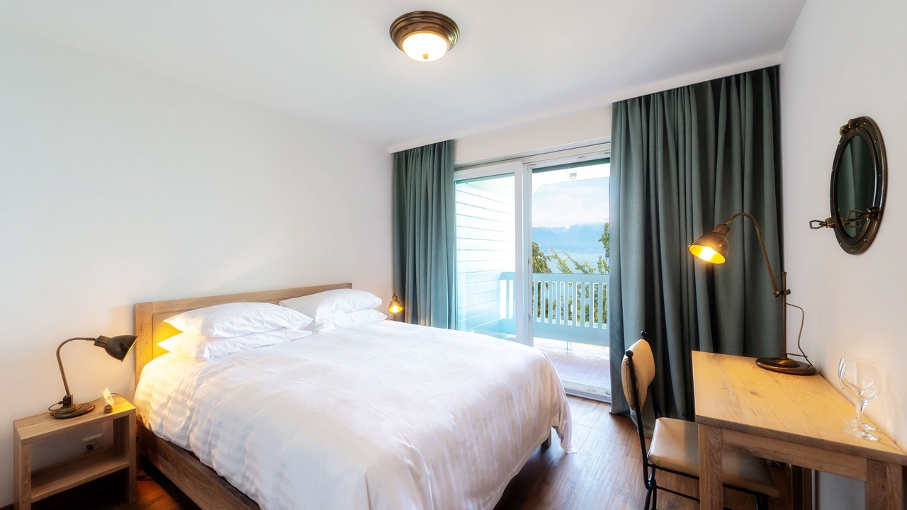 Photo of Bedroom in Cully