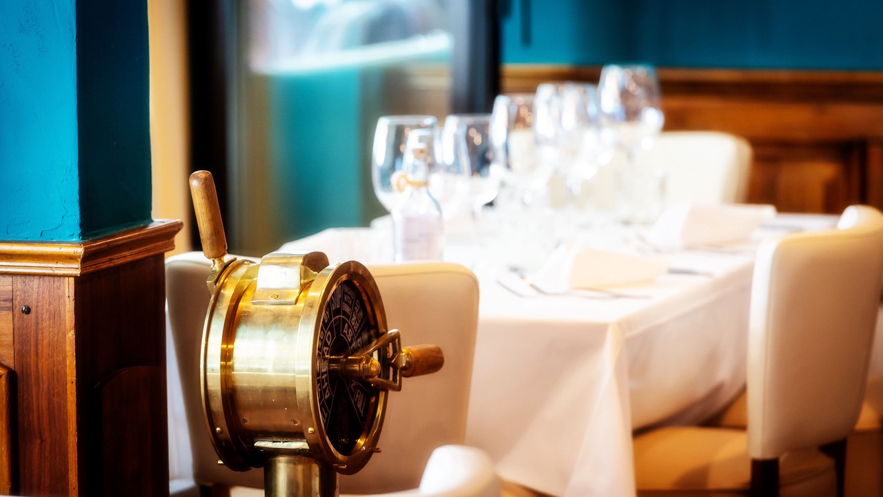 Photo of Others in Cully