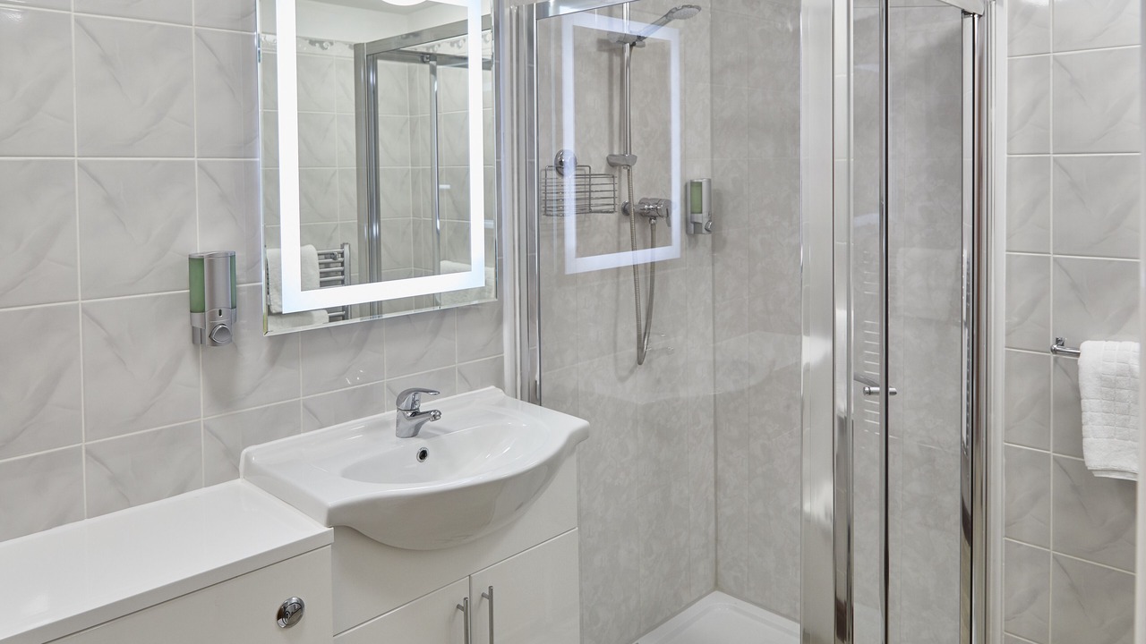 Photo of Bathroom in Elvaston