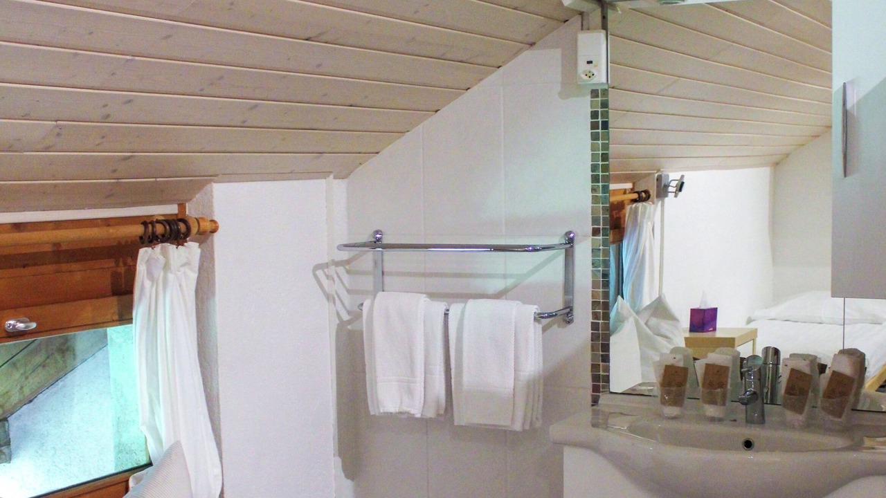 Photo of Bathroom in Chexbres