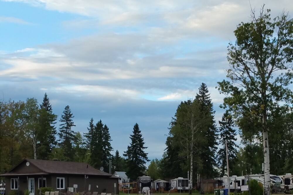 Photo of Outdoor in Larouche