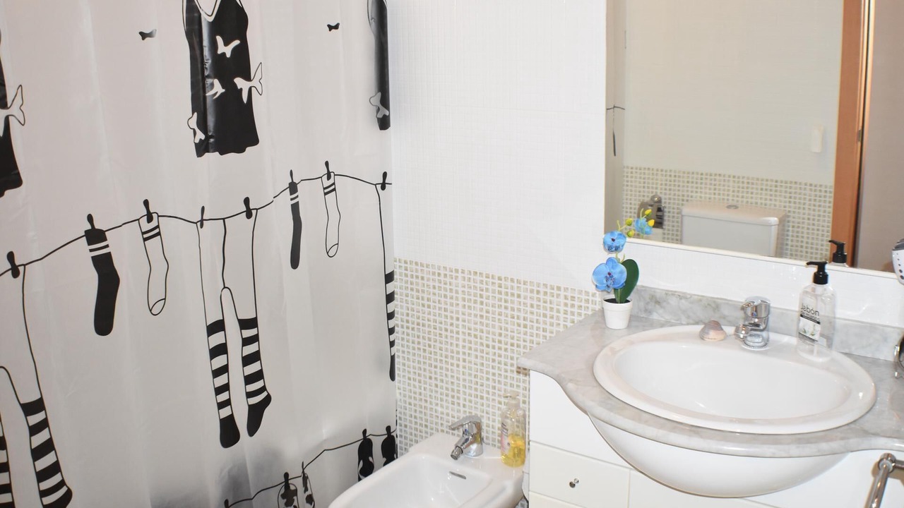 Photo of Bathroom in Camarles